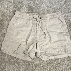 Amazon Essentials Men's Light Tan Flat Front Shorts